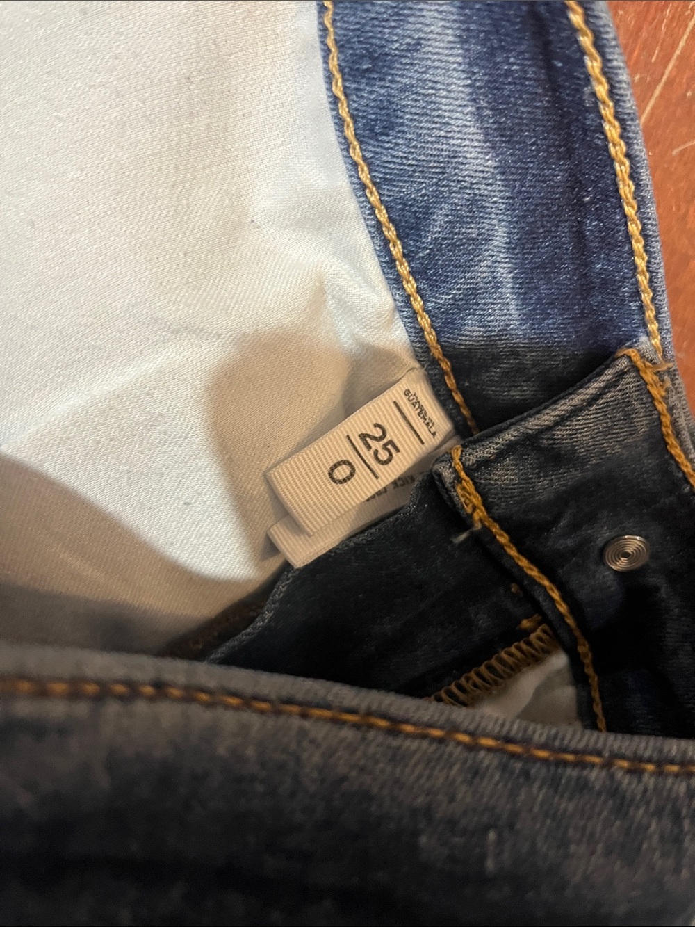 ๐ป3/$15๐ป LOFT Distressed Hem Cropped Straight Jeans - Blue - Picture 3 of 8
